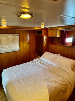 Mckinna 48-PILOTHOUSE image