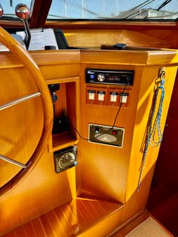 Mckinna 48-PILOTHOUSE image