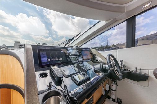 Sunseeker Predator 68 image
