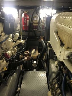Sea Ray 480 Motor Yacht image