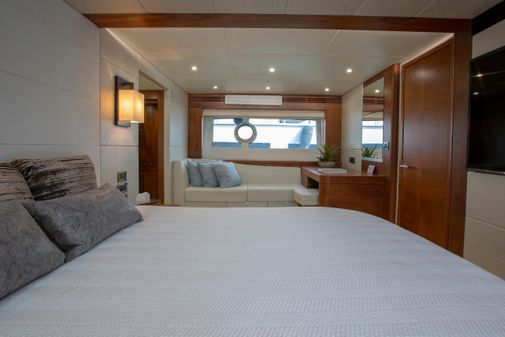 Sunseeker 75 Yacht image