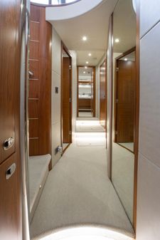 Sunseeker 75 Yacht image