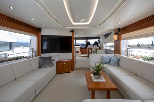 Sunseeker 75 Yacht image