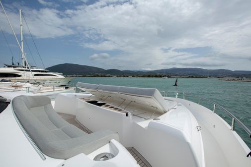 Sunseeker 75 Yacht image