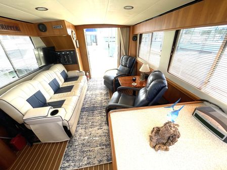 Mainship 34 Trawler image