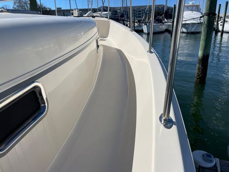Mainship 34 Trawler image