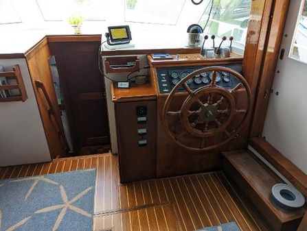 Island-gypsy SUNDECK-44-AC image