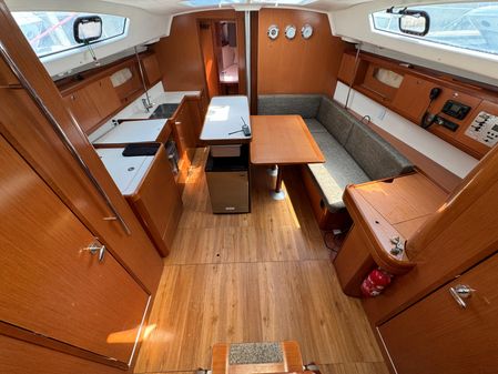 Beneteau OCEANIS-43 image