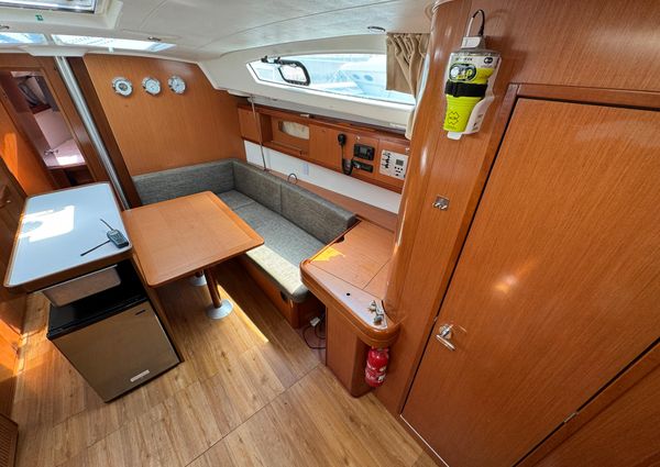 Beneteau OCEANIS-43 image