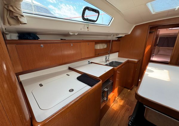 Beneteau OCEANIS-43 image