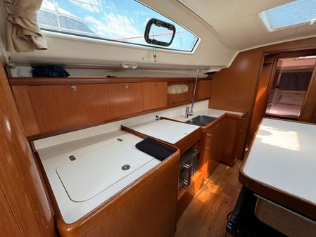 Beneteau OCEANIS-43 image