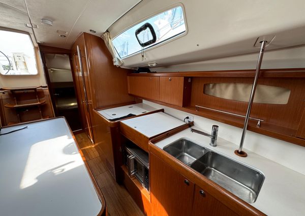 Beneteau OCEANIS-43 image