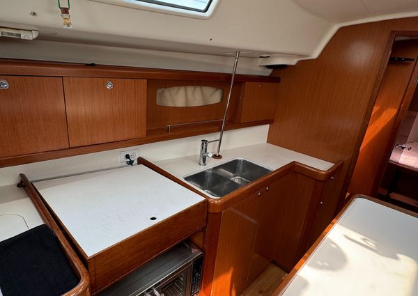 Beneteau OCEANIS-43 image