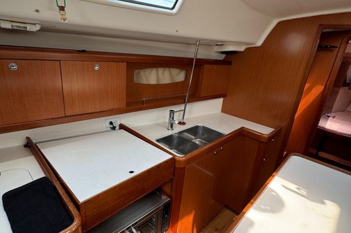 Beneteau OCEANIS-43 image