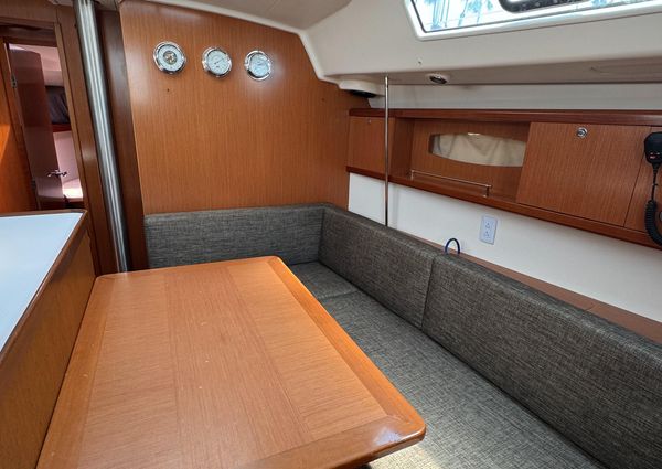 Beneteau OCEANIS-43 image