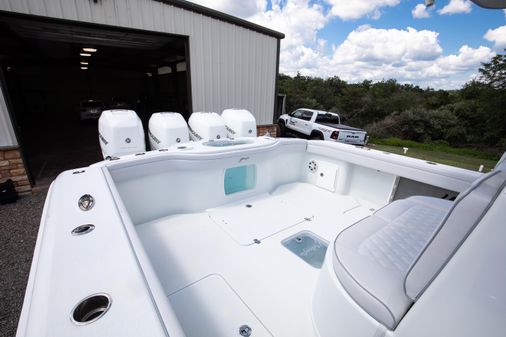 Yellowfin 39 Center Console image