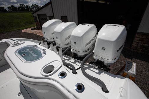 Yellowfin 39 Center Console image