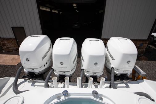 Yellowfin 39 Center Console image