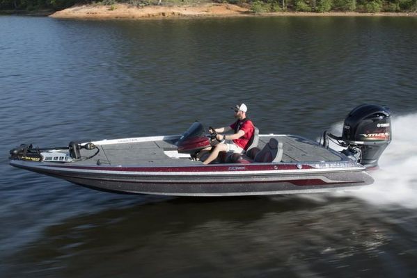Skeeter ZX 200 - main image