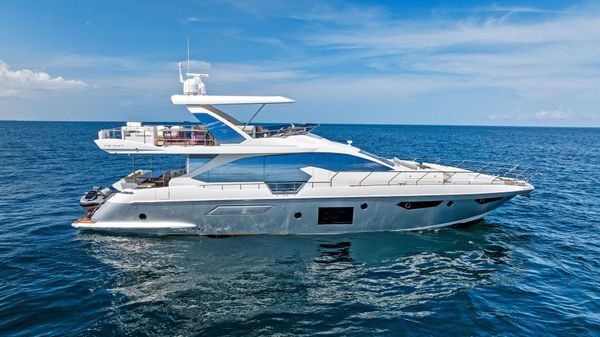 Azimut 72' Fly image