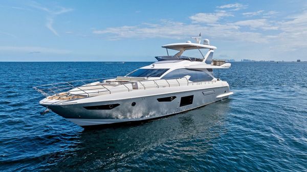 Azimut 72' Fly image