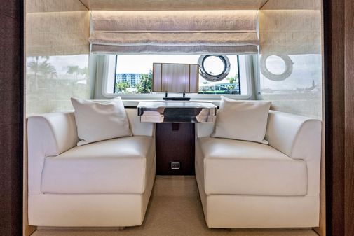 Azimut 72' Fly image