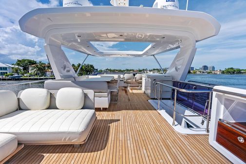 Azimut 72' Fly image