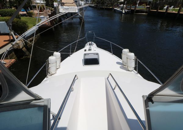 Sea-ray 350-EXPRESS-CRUISER image