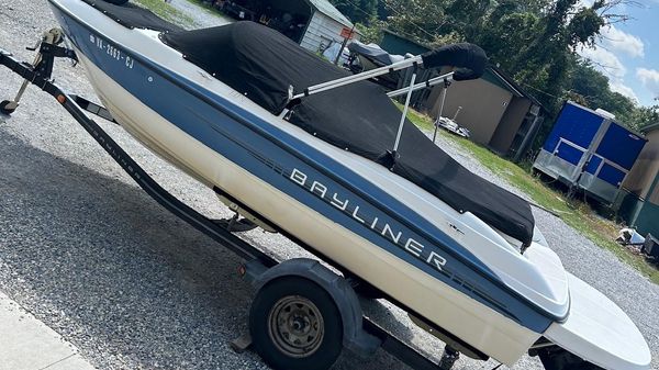 Bayliner 184 SF 