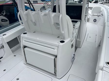 Sportsman OPEN-322-CENTER-CONSOLE image