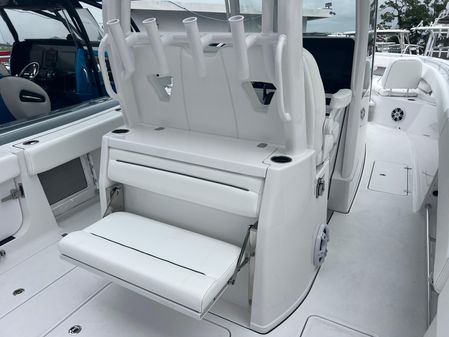 Sportsman OPEN-322-CENTER-CONSOLE image