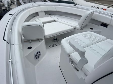 Sportsman OPEN-322-CENTER-CONSOLE image