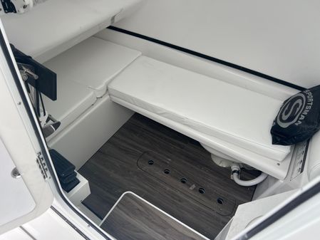 Sportsman OPEN-322-CENTER-CONSOLE image