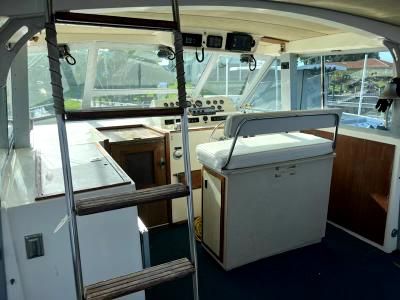 Bertram 42-FLYBRIDGE-MOTOR-YACHT image