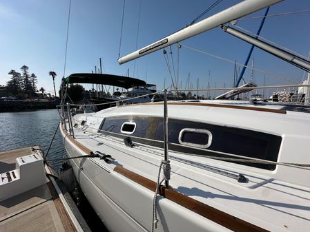 Beneteau Oceanis 40 image