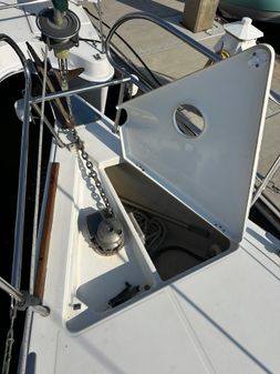 Beneteau Oceanis 40 image