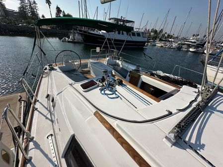 Beneteau Oceanis 40 image