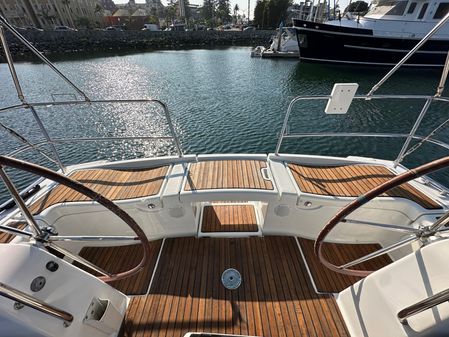 Beneteau Oceanis 40 image