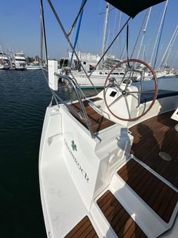 Beneteau Oceanis 40 image