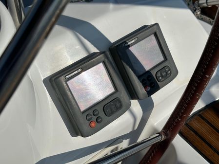 Beneteau Oceanis 40 image