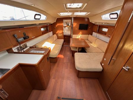 Beneteau Oceanis 40 image