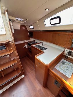 Beneteau Oceanis 40 image