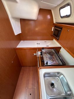 Beneteau Oceanis 40 image