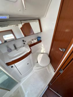 Beneteau Oceanis 40 image