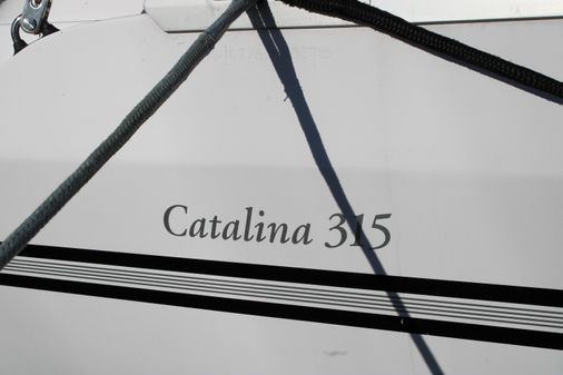 Catalina 315 image