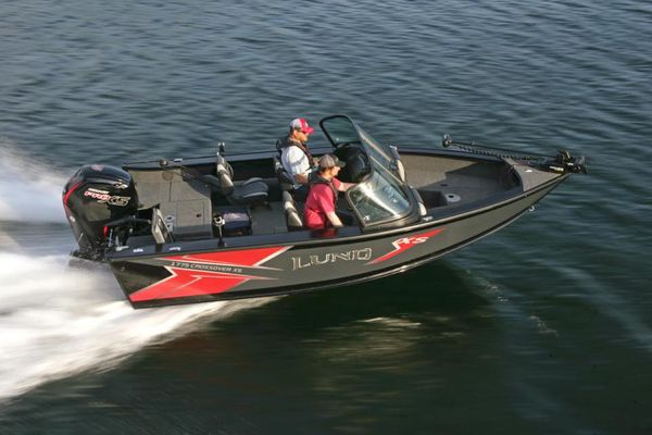 Lund 1775 Crossover XS - main image