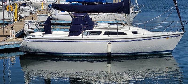 Catalina 270 - main image