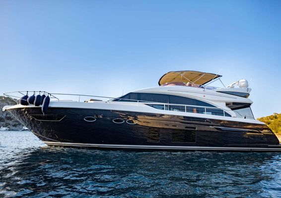 Princess Flybridge 68 Motor Yacht - main image