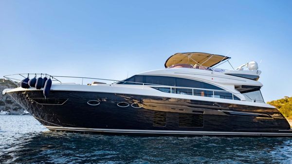 Princess Flybridge 68 Motor Yacht