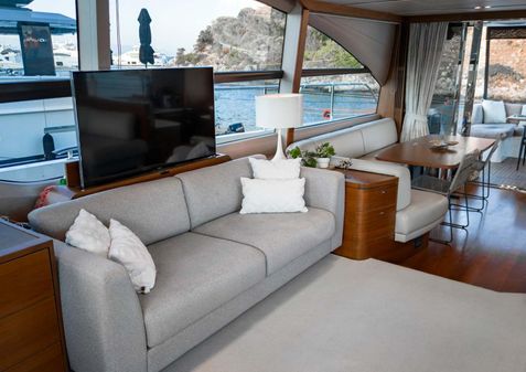 Princess Flybridge 68 Motor Yacht image